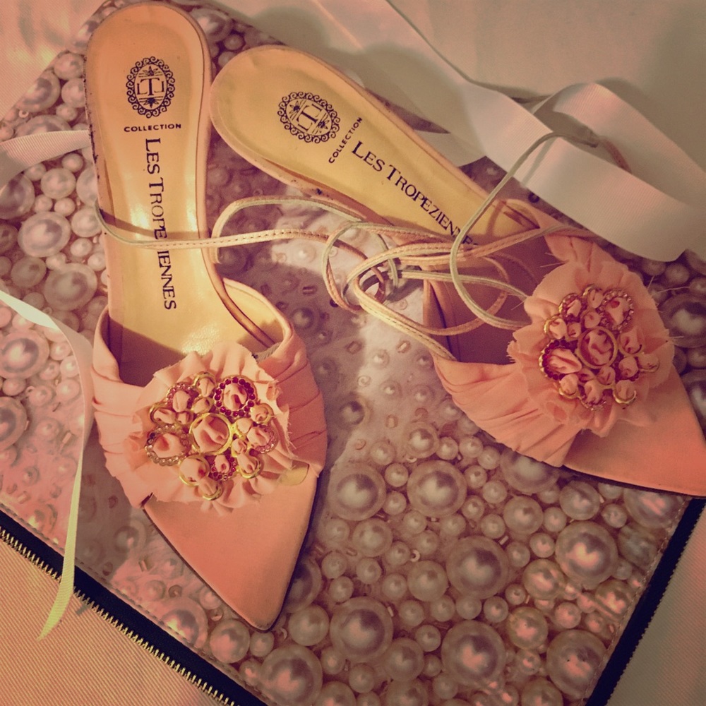 Les Tropezeinnes/Vero Cuoio heels. Leather lace up